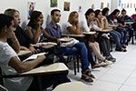 Alunos de pedagogia participam de oficina sobre o cuidar de si na docência